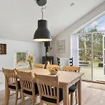 Tv1649-albaek-solbaervej-25